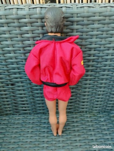 poupee Ken maitre nageur Baywatch 