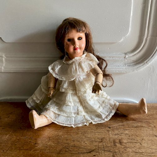 Poupée XXe SFBI Paris N°3 carton bouilli M3747