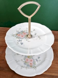 Présentoir à gâteaux 