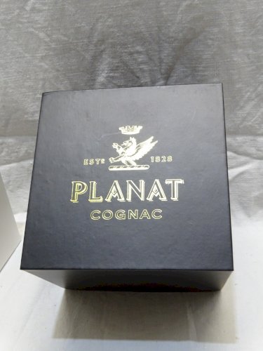 -PRESSE PAPIER OBJET PROMOTIONNEL MAISON COGNAC PLANAT doré Emballage origine  D