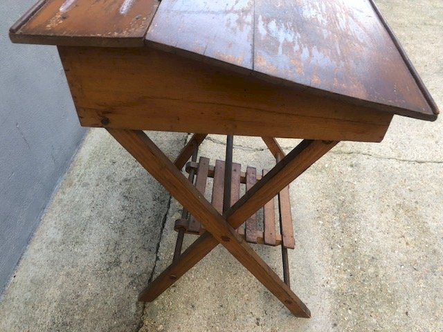 pupitre d'écolier  vintage