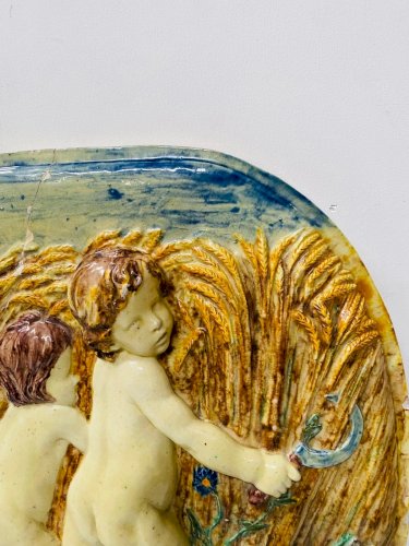 " Putti a la moisson " Groupe en orcelaine polychrome XX siècle par S SERGENT