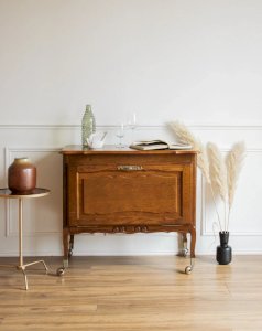 Quentin, the wooden bar No. 35