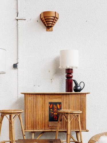 Quentin, le bar et les tabourets en rotin N°21