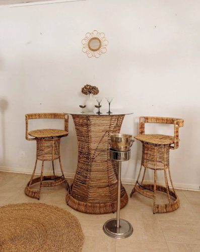 Quentin, le bar et ses tabourets Roger Coster N°34