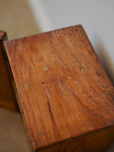 Quentin, le mini bar en bois N°59