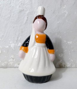 Quimper Breton ceramic with Bigouden toothpicks