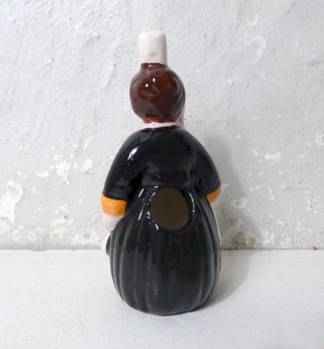 Quimper bretonne en faïence bigoudène à cure-dents