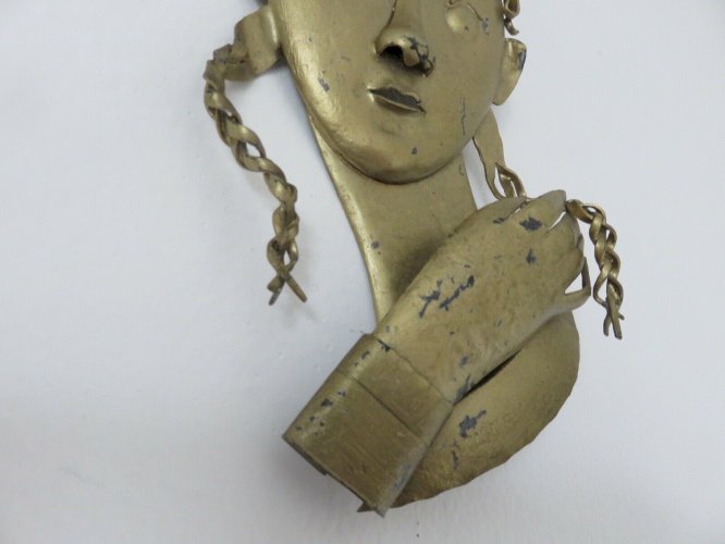 RAIMON CASALS I ALSINA SCULPTURE METALLIQUE MURALE JEUNE FILLE ESPAGNE 1950