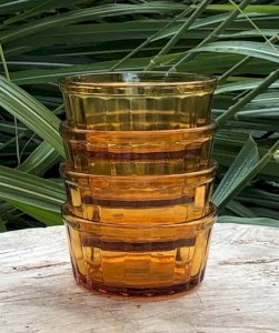 Ramequins vintage en verre ambré Vereco