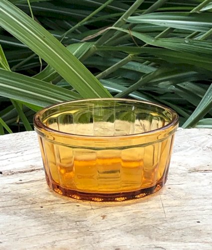 Ramequins vintage en verre ambré Vereco