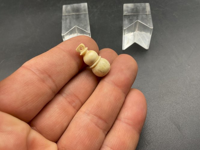 Rare 2 MINI RELIQUAIRES de VOYAGE .