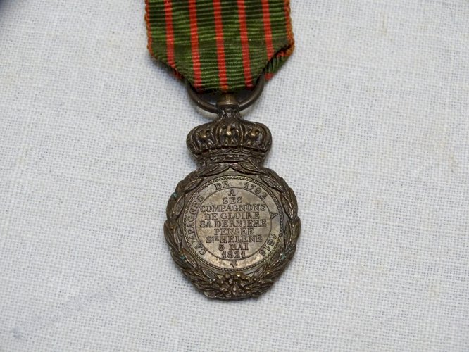 -RARE ANCIENNE REDUCTION MEDAILLE SAINT HELENE NAPOLEON I collection militaria