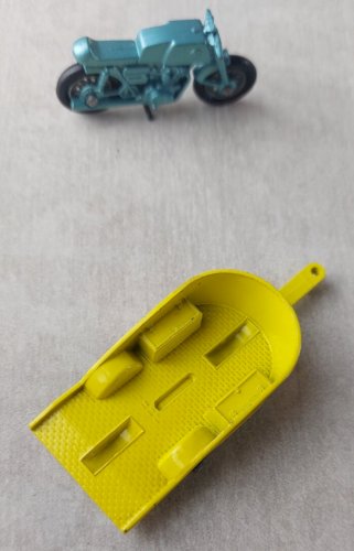 Rare ancienne remorque / Honda Motor Cycle Trailer, Matchbox Lesney, n° 38