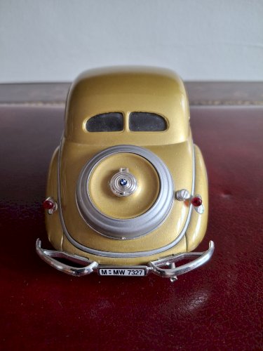 Rare BMW 327 coupé 1937 1/18 Guiloy très bon état