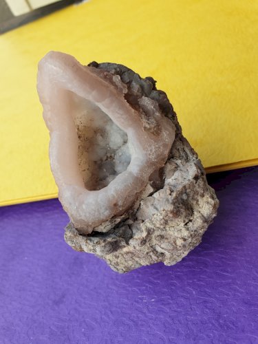 Rare Calcédoine formée 8,6 cm