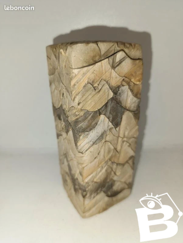 rare et tres original sculpture- casse tete en argile ou terre cuite signé sous la base en bon etat