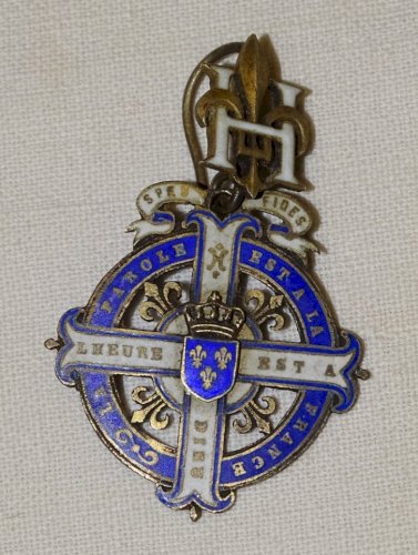 - RARE INSIGNE LEGETIMISTE POUR LE RETOUR DU COMTE de CHAMBORD FIN XIXe HENRI V