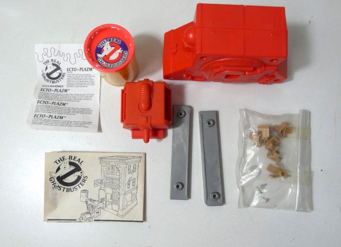 Rare Kenner Ghostbusters Caserne Headquarters Fire Station 1986 complète boîte