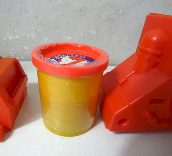 Rare Kenner Ghostbusters Caserne Headquarters Fire Station 1986 complète boîte