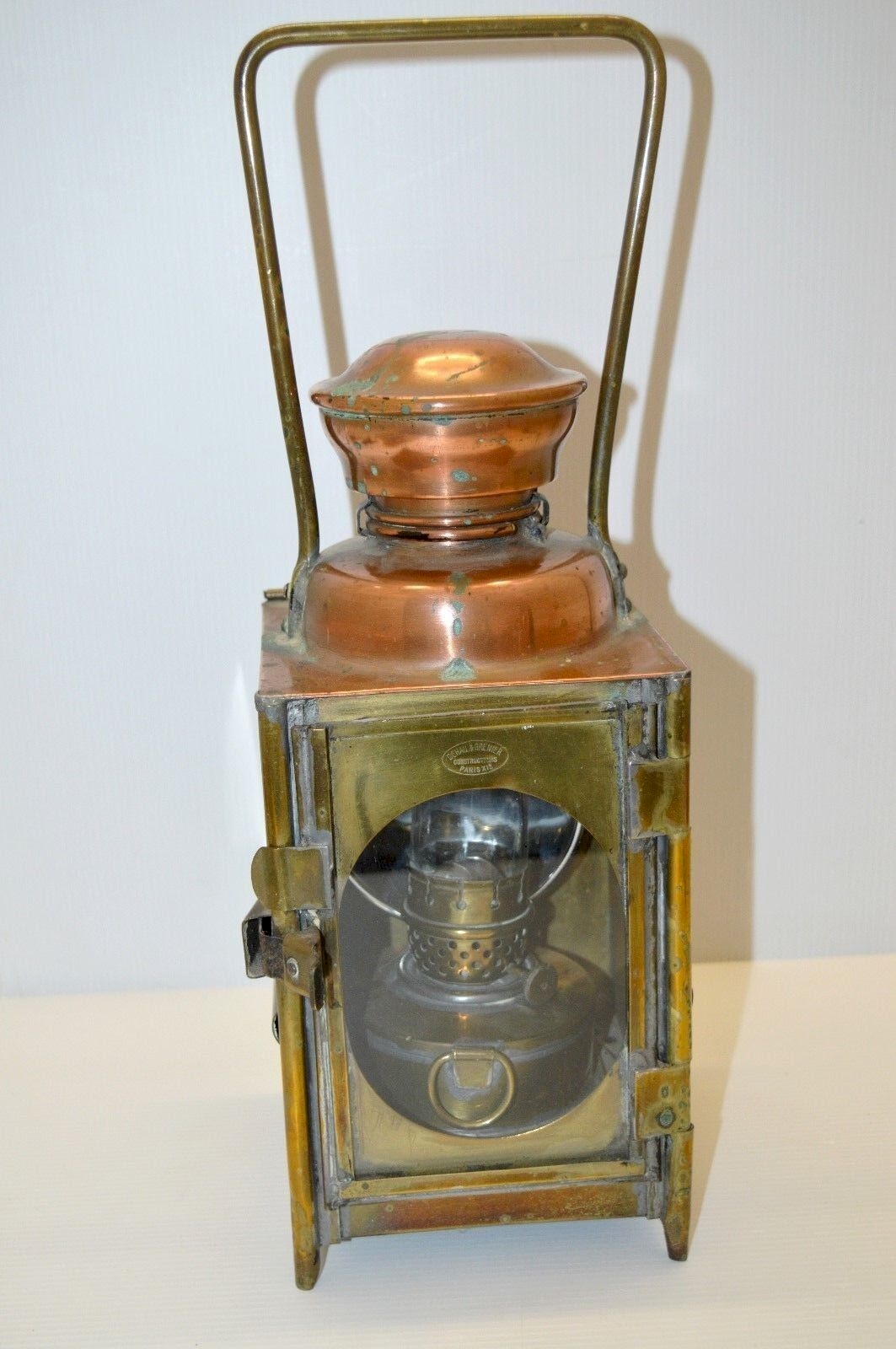 Lampe à Huile Louis-Philippe 1840 Signée Hadrot Lampiste Paris - En Laiton Et Verre - Style XIXe Siècle