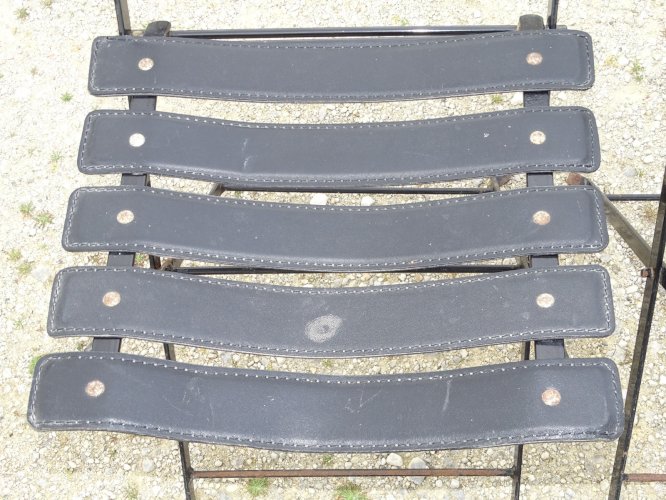 *RARE LOT DE TROIS CHAISES PLIANTES EN CUIR DU PAQUEBOT FRANCE 1960