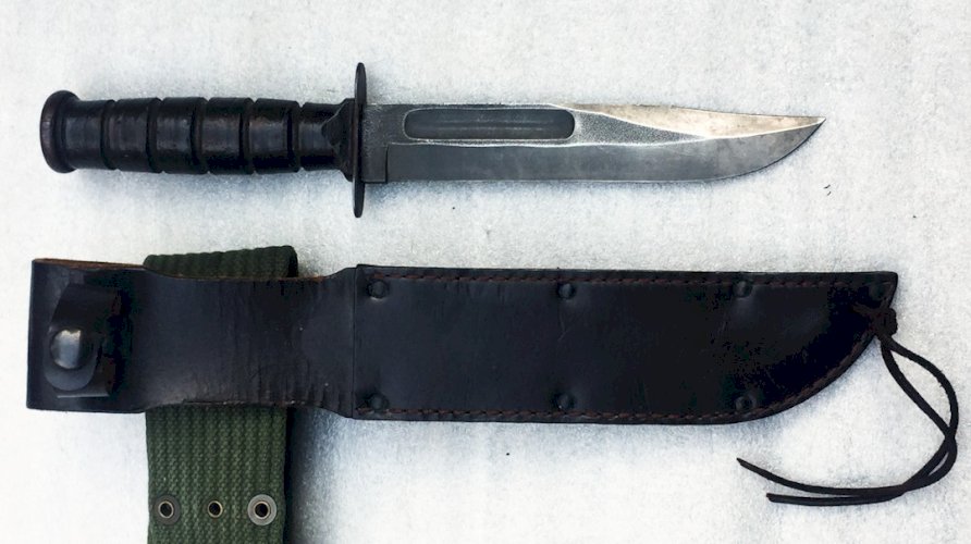 RARE & MASSIF POIGNARD / PAS SABRE / COUTEAU - US CAMILLUS N-Y - AMÉRICAIN POSTWW2 ORIGINAL