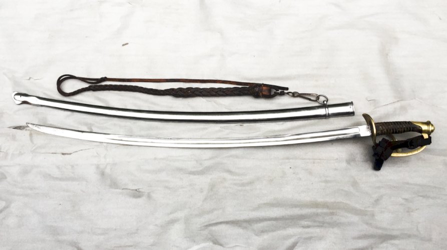 RARE & MASSIF SABRE PALASH SOUS-OFF. FRANCAIS, CAVALERIE LEGERE, JULIEN DEMERAT, XIX, ORIGINAL