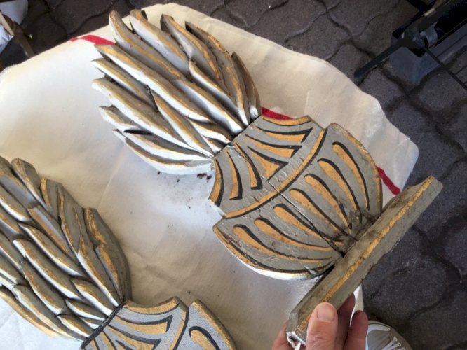 RARE Ornementation décoration FLAMME  patiné EN  bois 19eme. Théâtre ? Cheminée