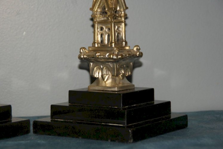 Rare paire de chandeliers en bronze XIX siècle