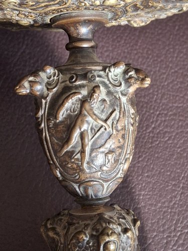 Rare Paire de coupes en bronze second empire à l'antique : Le triomphe de la Vertu, et Neptune et Amphitrite