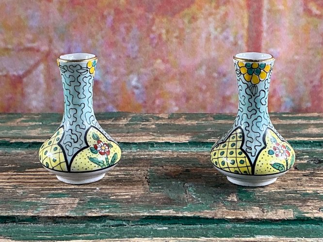 Rare paire de vases miniatures de démonstration Signés M.B Limoges XIX e siecle