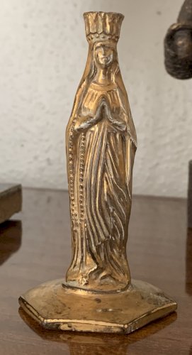 rare petite Vierge Notre Dame de Lourdes en verre doré à l'or XIXe