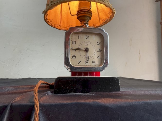 Rare réveil ancien lampe qui fonctionne aux 110 v réveil COTNA électrique