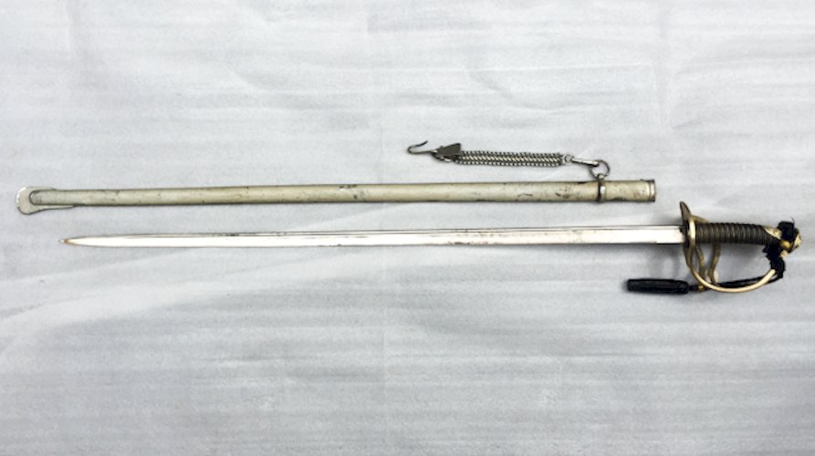 RARE SABRE BELGE  ALBERT 1ER CARL EICKHORN  OFFICIER M1889 POUR LE ROI ET LE PATRIE  ORIGINAL