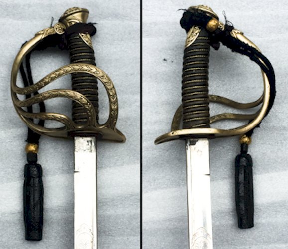 RARE SABRE BELGE  ALBERT 1ER CARL EICKHORN  OFFICIER M1889 POUR LE ROI ET LE PATRIE  ORIGINAL