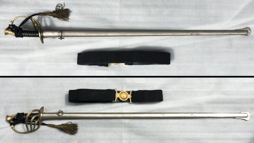 RARE SABRE BELGE D'OFFICIER M1889 '' POUR LE ROI ET LE PATRIE '' LEOPOLD III ORIGINAL