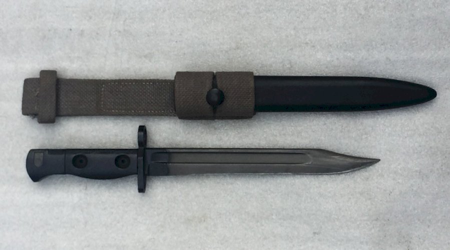 RARE & SUPERBE POIGNARD BAIONNETTE ANGLAISE L1A3 BRONZAGE XX ORIGINAL