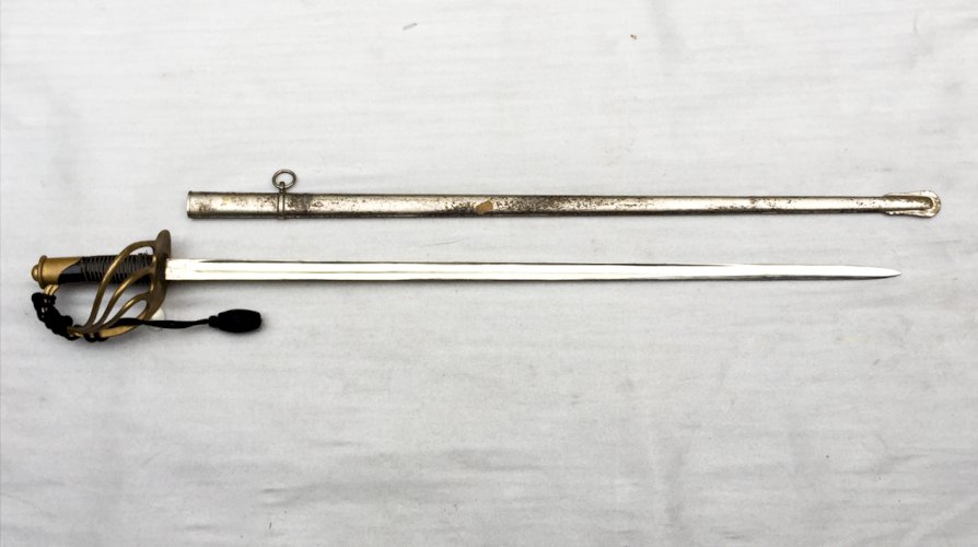 RARE & SUPERBE SABRE FRANCAIS OFFICIER D'INFANTERIE MOD.1961 CHARLES DE GAULLE XX ORIGINAL