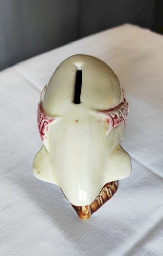 Rare tirelire a cassé le zeppelin