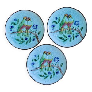 Rare trio of parakeet slipware plates