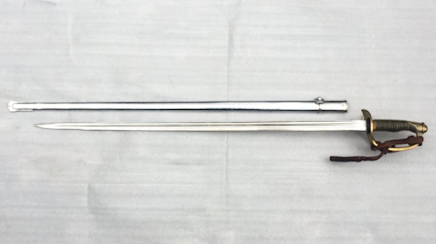 RARISSIME & MASSIF SABRE D'OFFICIER DE DRAGON FRANCAIS KLINGENTHAL MOD.1854 - 2 EMPIRE ORIGINAL