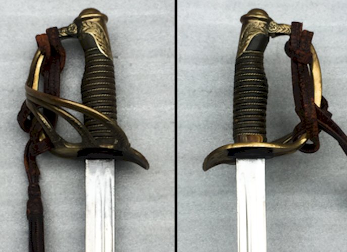 RARISSIME & MASSIF SABRE D'OFFICIER DE DRAGON FRANCAIS KLINGENTHAL MOD.1854 - 2 EMPIRE ORIGINAL