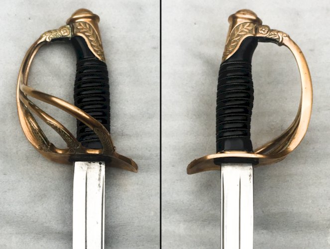 RARISSIME & MASSIF SABRE PALASH FRANCAIS DOFFICIER DE CAVALERIE DE LIGNE, MOD. 1882, XIX, ORIGINAL