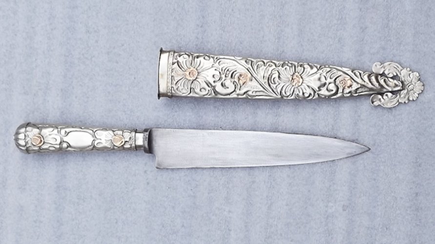 RARISSIME & SUPERBE DAGUE / GLAIVE ARGENTINE, TYPE GAUCHO, XIX, ENTIÈREMENT GRAVÉ, ORIGINAL