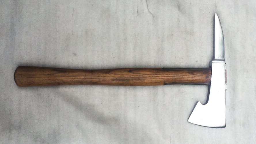 RARISSIME & SUPERBE HACHE DHONNEUR DES POMPIERS ALLEMANDS, COMPLETE, ORIGINALE #39