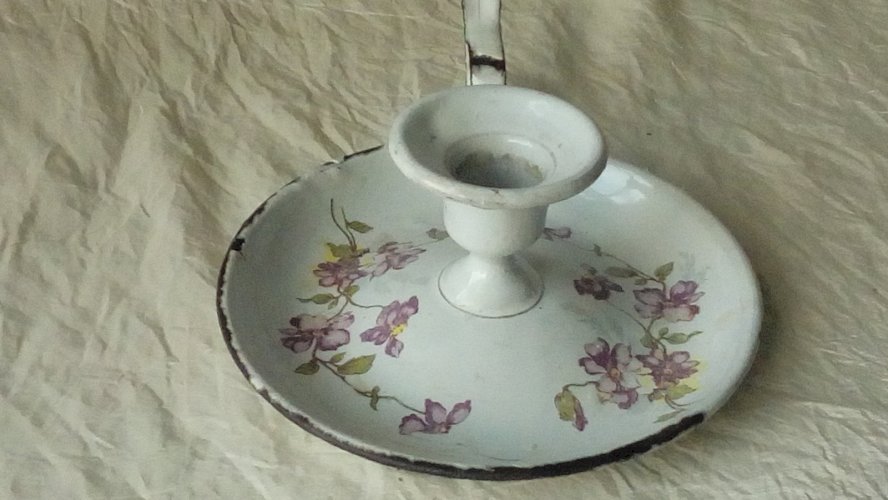 RAT DE CAVE BOUGEOIR EN TOLE EMAILLEE DECOR FLORAL FIN 19 éme** N°2