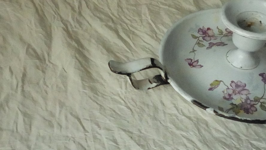 RAT DE CAVE BOUGEOIR EN TOLE EMAILLEE DECOR FLORAL FIN 19 éme** N°2