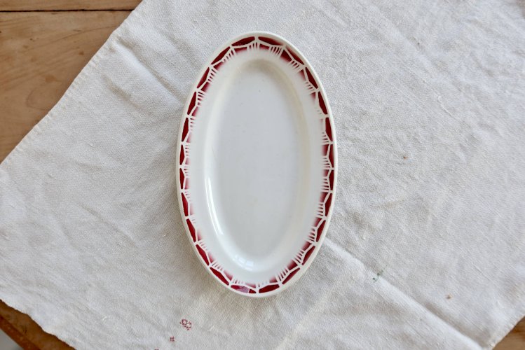 Ravier ancien Céranord modèle Monty – Faïence décor géométrique bordeaux