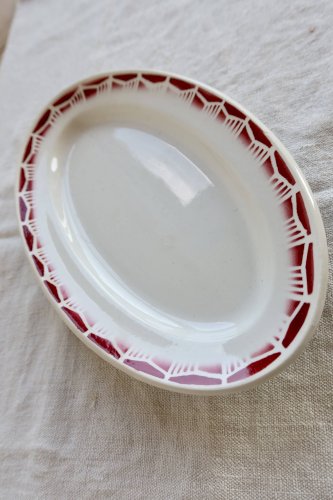 Ravier ancien Céranord modèle Monty – Faïence décor géométrique bordeaux